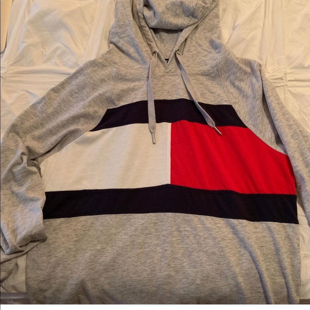 Tommy Hilfiger sweatshirt